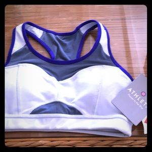 Athleta spiral bra XS NWT